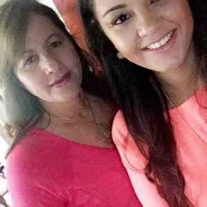 Meet your Posher, Carmina